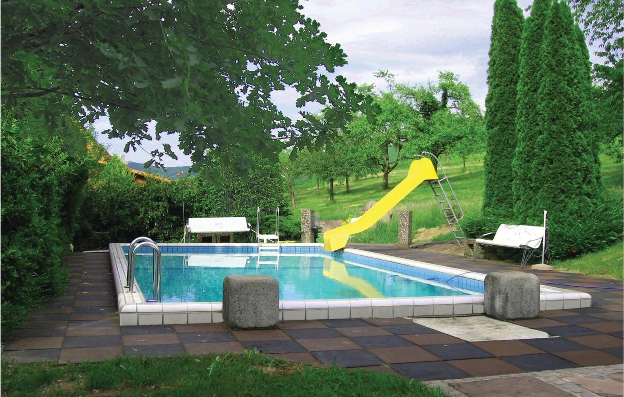2 Bedroom Awesome Apartment In Welschensteinach Exterior foto